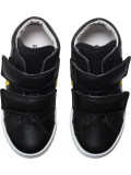 Kids Sneaker with Velcro fastener