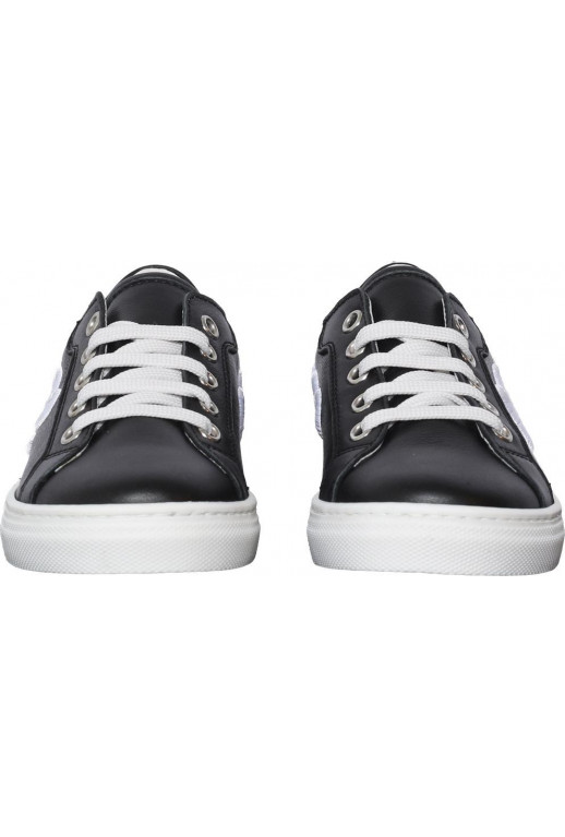 Kinder Sneaker mit Schnüren