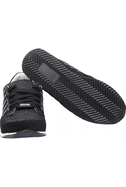 Kinder Sneaker mit Schnüren