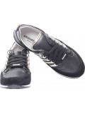 Kinder Sneakers mit Schnüren