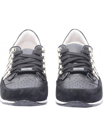 Kinder Sneakers mit Schnüren