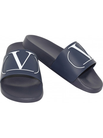 V Logo Gummisandalen