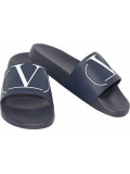 V Logo Gummisandalen