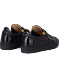 Frankie Sneaker