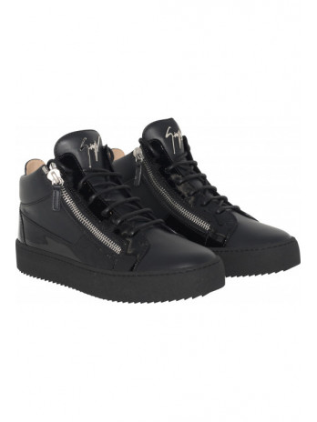 Kriss Mid-Top Sneaker