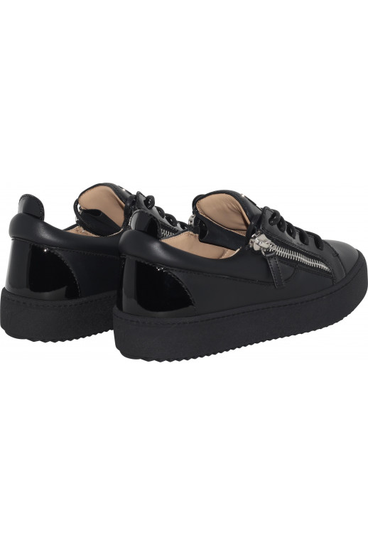 Sneaker mit Silber Reissverschluss