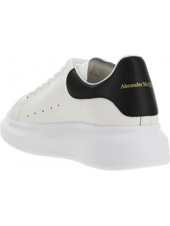 Oversized Sneaker