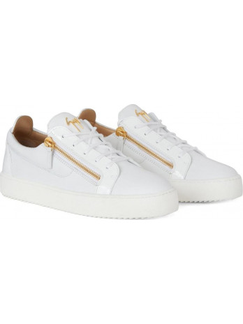 Gail Sneaker