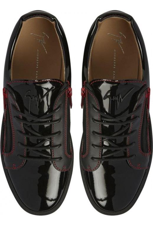 Vernice Vague Sneaker
