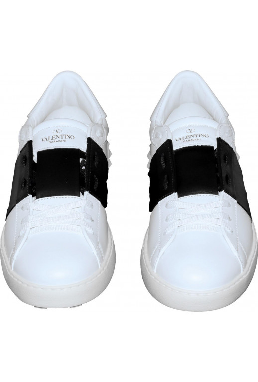 Rockstud Sneaker