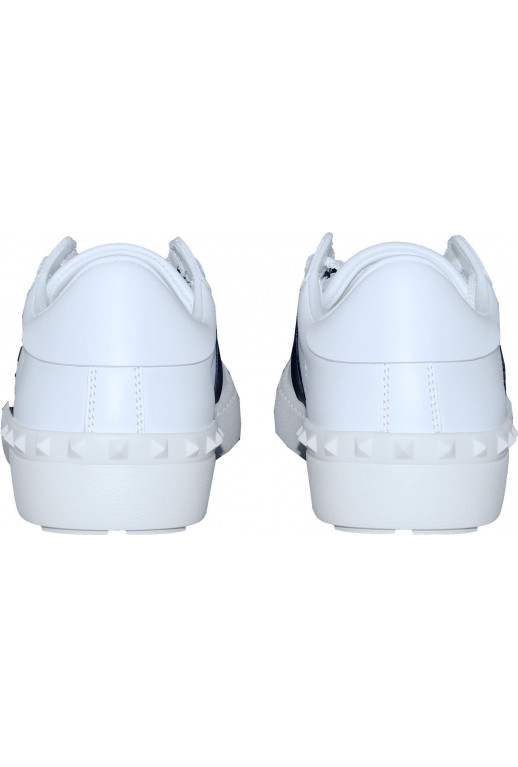 Rockstud Sneaker