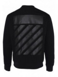 Sweater mit diagonalen Streifen