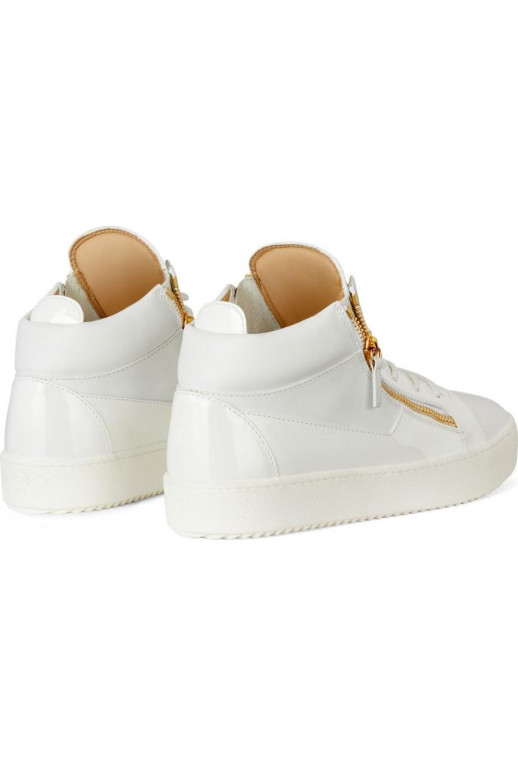 Mid Top Sneaker